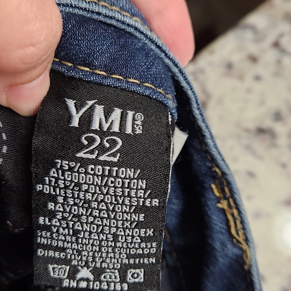YMI Jeans. Plus size - Picture 4 of 4